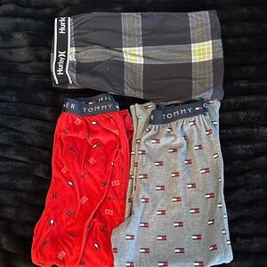 Tommy Hilfiger (2) Hurley (1) Pajama Bottoms